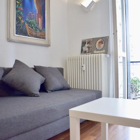New Renovated Apartment With Balcony Porta Romana มิลาน ภายนอก รูปภาพ