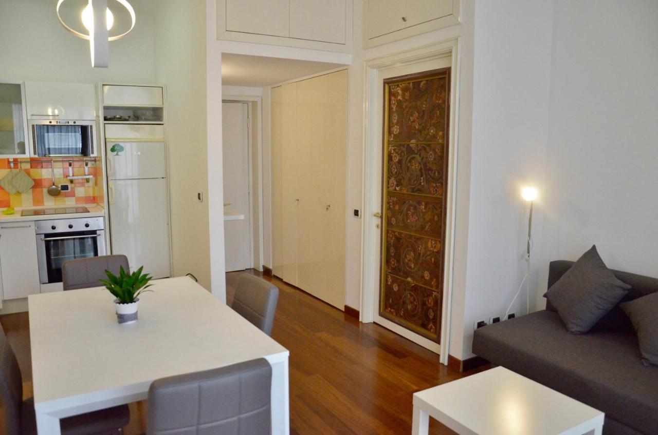 New Renovated Apartment With Balcony Porta Romana มิลาน ภายนอก รูปภาพ